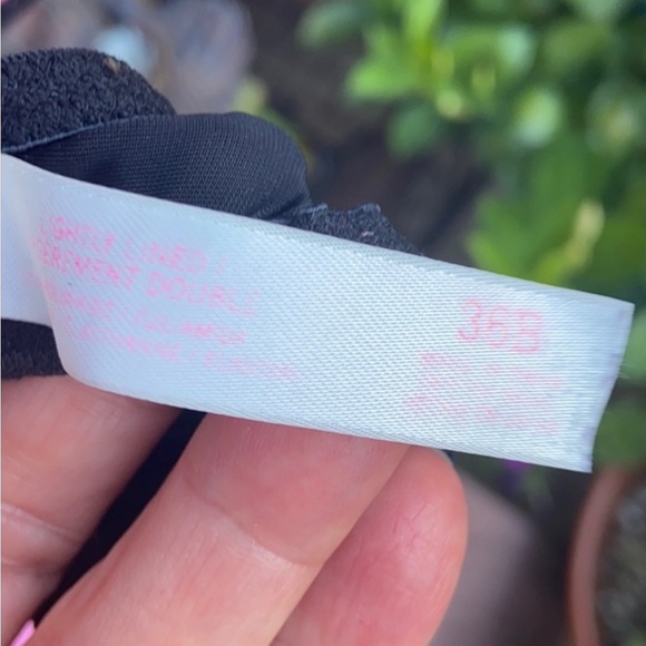 VS PINK Convertible Back Black & Pink Bra - Picture 7 of 7